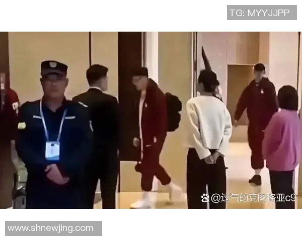 深圳篮球队意识争议引发热议球迷对球队表现和战术选择的看法碰撞